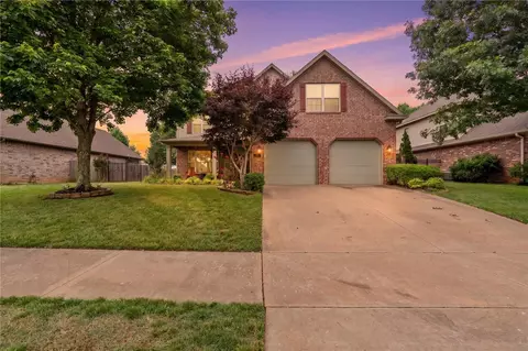 4299 W Morning Mist Dr, Fayetteville, AR 72704