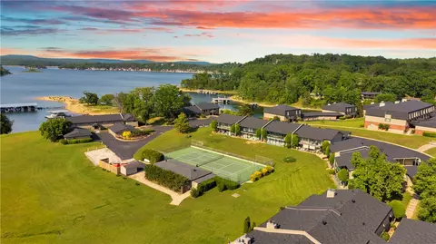 16841 Heritage Bay Rd, Rogers, AR 72756