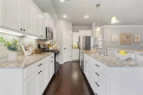 2864 W Featherock Way, Fayetteville, AR 72704
