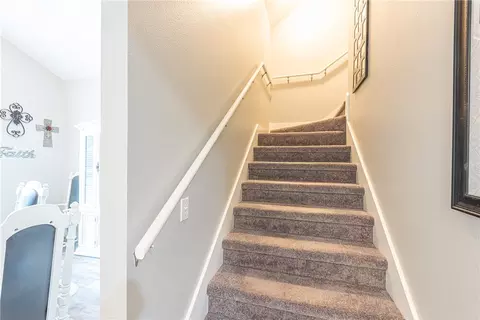 Entry Way - 735 Mcknight Ave, West Fork, AR 72774 photo 1 of 1