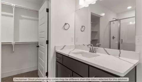 Bath - 2727 Buckside St, Springdale, AR 72762 photo 5 of 7