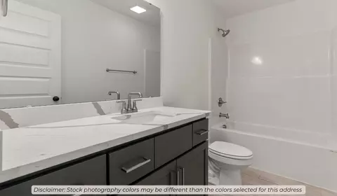 Bath - 2727 Buckside St, Springdale, AR 72762 photo 1 of 7