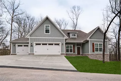 35 Chelmsworth Dr, Bella Vista, AR 72715