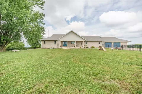 1503 County Road 447, Berryville, AR 72616