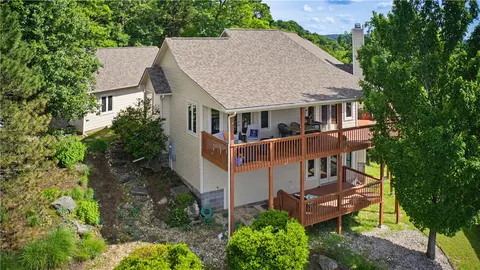 2 Quail-run Dr, Holiday Island, AR 72631