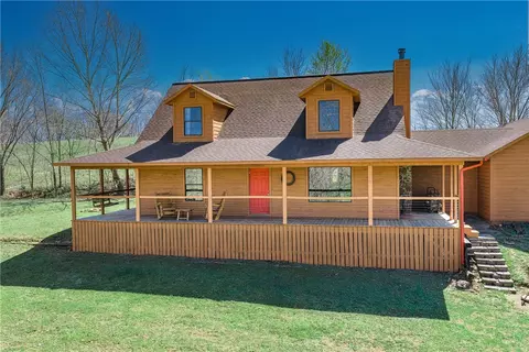 2087 Stella Ln, Springdale, AR 72762