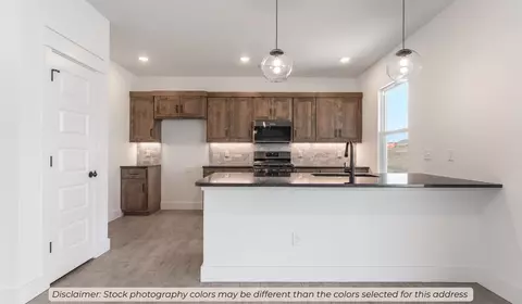 Kitchen - 2621 Roe Deer St, Springdale, AR 72762 photo 2 of 2