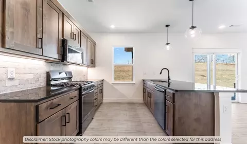 Kitchen - 2621 Roe Deer St, Springdale, AR 72762 photo 1 of 2