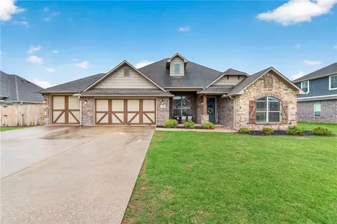 1603 Higgins St, Pea Ridge, AR 72751