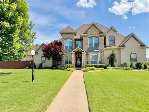 1921 Wilkes Ave, Springdale, AR 72762