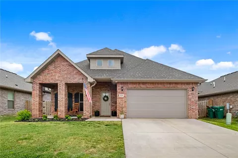 2131 Periwinkle Pl, Centerton, AR 72719