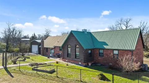 15743 Easterling Rd, Pea Ridge, AR 72751