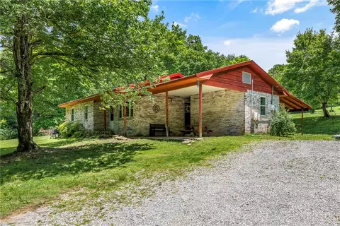 250 Stan Ave, West Fork, AR 72774