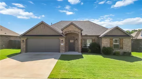 1741 Charismatic Dr, Prairie Grove, AR 72753