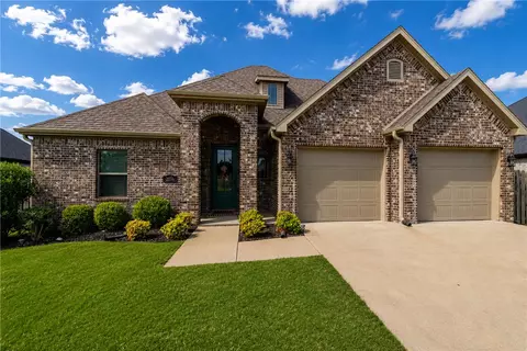 2016 Gilligan Ave, Rogers, AR 72758