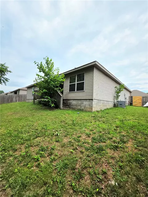 Exterior - 3453 Knox Loop, Springdale, AR 72762 photo 13 of 17