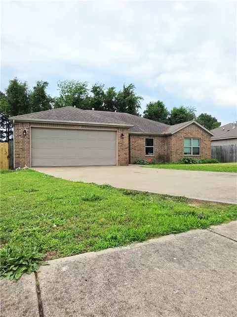Exterior - 3453 Knox Loop, Springdale, AR 72762 photo 4 of 17