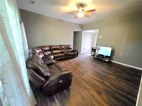 Living - 3453 Knox Loop, Springdale, AR 72762 photo 2 of 3