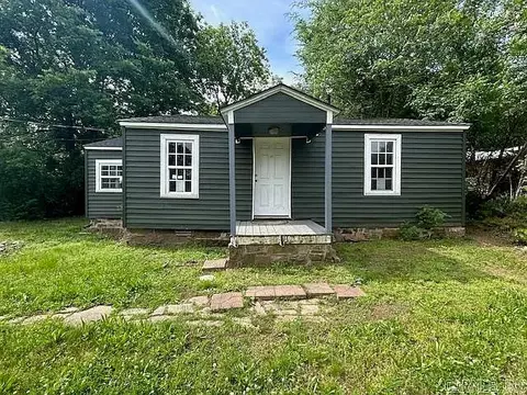 503 W 19th St, Russellville, AR 72801