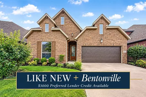 2702 Nottingham Ave, Bentonville, AR 72713