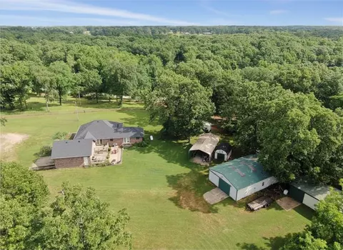 23519 Van Fleet Rd, Siloam Springs, AR 72761