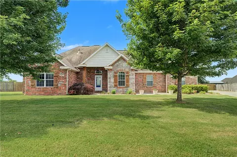 10871 Windswept Way, Farmington, AR 72730