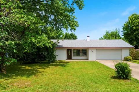 278 Centerpoint Dr, Centerton, AR 72719