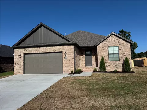 272 Nebo St, Prairie Grove, AR 72753