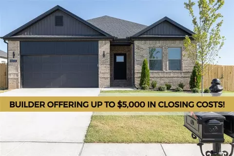1300 NW 15th Ave, Highfill, AR 72734