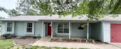 1519 Lancelot St, Lowell, AR 72745