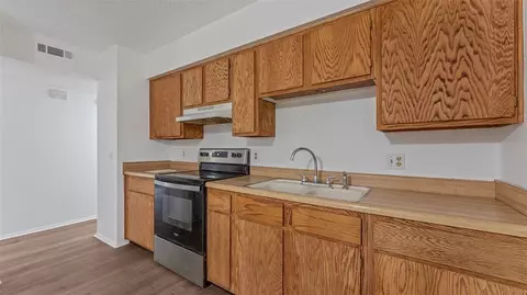 Kitchen - 10 N Crest St, West Fork, AR 72774 photo 1 of 2