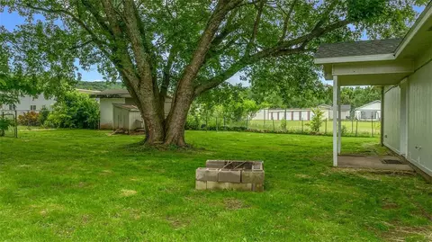 Exterior - 10 N Crest St, West Fork, AR 72774 photo 5 of 11