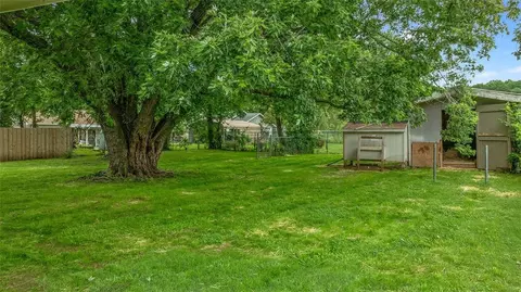 Exterior - 10 N Crest St, West Fork, AR 72774 photo 6 of 11