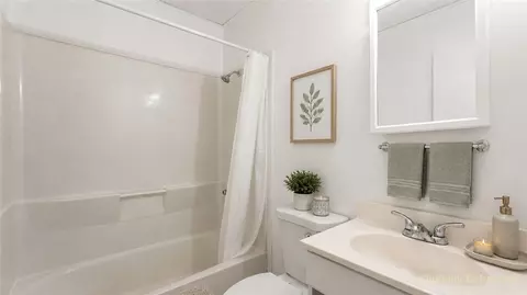 Bath - 10 N Crest St, West Fork, AR 72774 photo 1 of 3