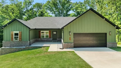 16 Overton Dr, Bella Vista, AR 72714