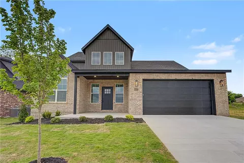 6607 SW Crabapple St, Bentonville, AR 72713