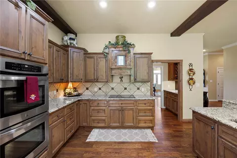Kitchen - 1480 Sr 27, Dover, AR 72837 photo 3 of 4