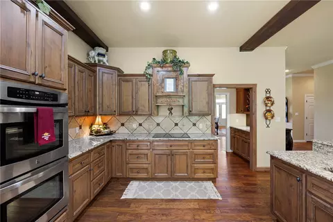 Kitchen - 1480 Sr 27, Dover, AR 72837 photo 3 of 4