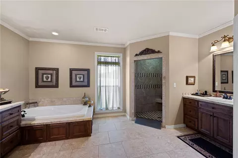 Bath - 1480 Sr 27, Dover, AR 72837 photo 1 of 4