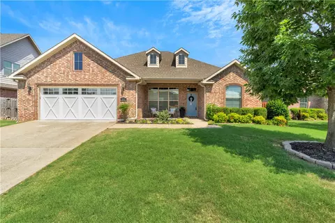 3965 Baltic St, Springdale, AR 72762