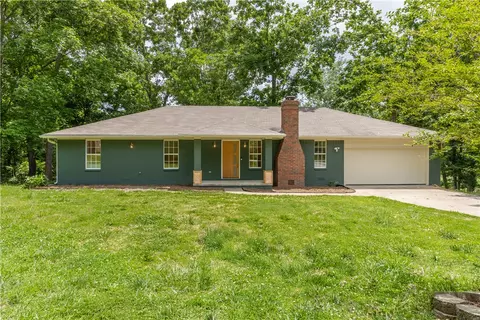 9766 Buckskin Cir, Rogers, AR 72758