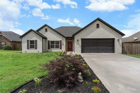 1130 Musket St, Prairie Grove, AR 72753