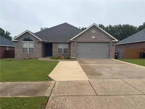 4156 Green Side Ln, Springdale, AR 72762
