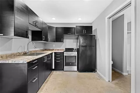 5 Fuller Unit A B St, Eureka Springs, AR 72632