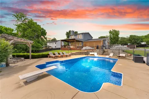 255 Water Ave, Springdale, AR 72762