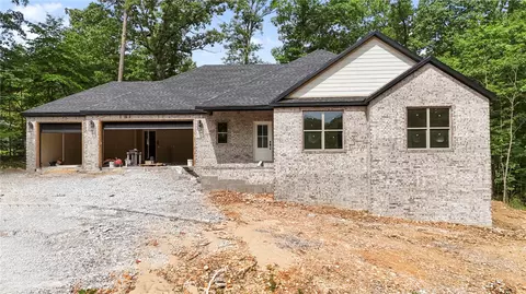 3 March Ln, Bella Vista, AR 72714