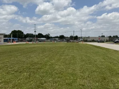 E 3rd Street, Gentry, AR 72734