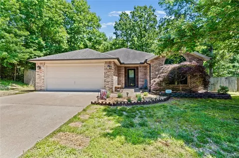 25 Overton Dr, Bella Vista, AR 72714
