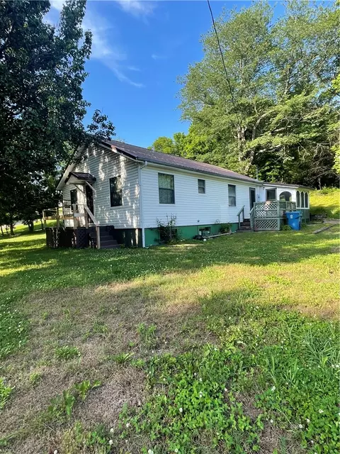 502 Ar 72 Hwy SE, Gravette, AR 72736