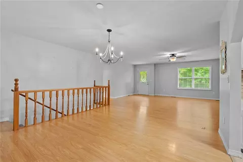 Living - 302 Tamarind St, Harrison, AR 72601 photo 3 of 5